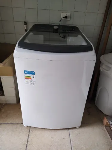 Máquina de Lavar 15Kg - Electrolux Premium Care com Cesto Inox, Jet&Clean e Time Control