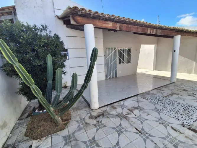 Casa na Aruana em Aracaju/SE Amplo Espaço e Próxima à Praia em Rua Tranquila