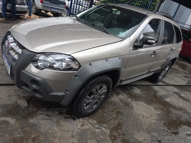 Fiat Palio Week.adv.lock.dualogic 1.8 Flex 2010