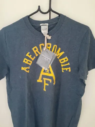 Camisa Abercrombie & Fitch, nova.