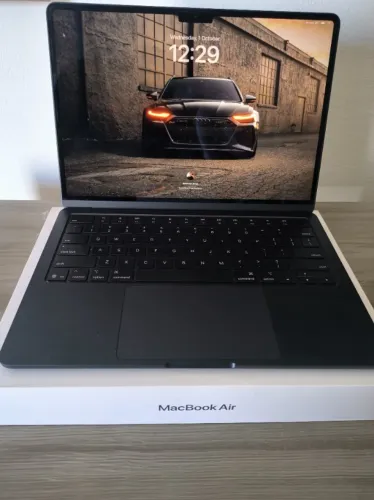 MacBook Air M3 13" ? 16GB RAM / 256GB SSD ? Midnight