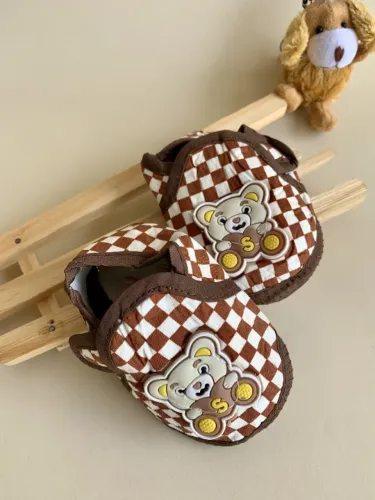 Sapatinho de Bebê Antiderrapante 4 A 6 Meses Novo