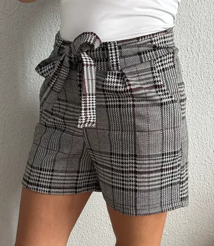Shorts Xadrez