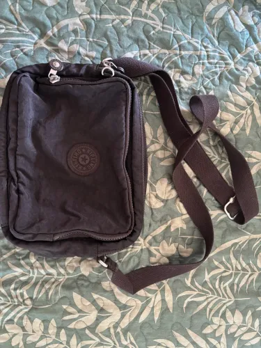 Bolsa de Ombro Kipling Preta