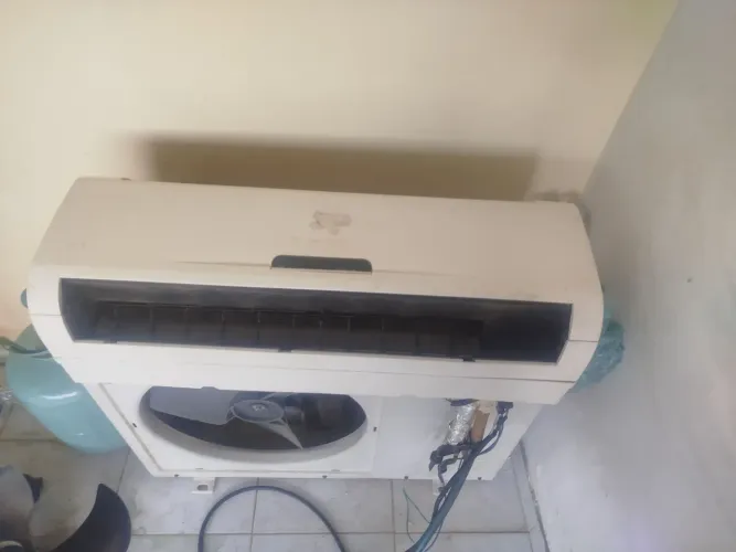 SPLIT 9000 BTUS COM GARANTIA 