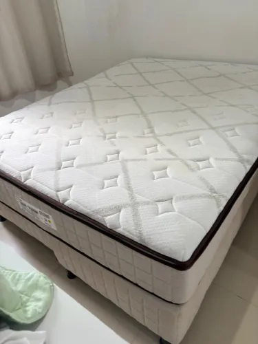Cama casal Queem box Probel