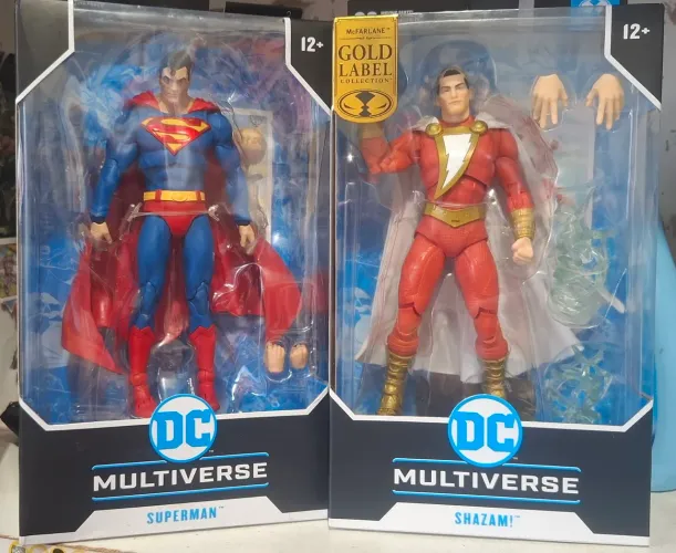 superman macfarlane. mas shazam macfarlane os 2 lacrados