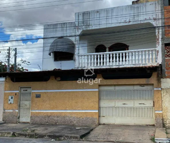 Casa à venda, 4 quartos, 2 vagas, Sagrada Família - Montes Claros/MG - R$ 650.000,00 - Alu