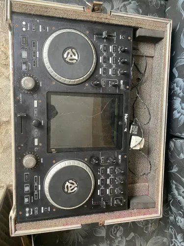 CONTROLADORA NUMARK IDJ PRK