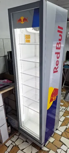 Geladeira Expositora Redbull 300L ed Limitada