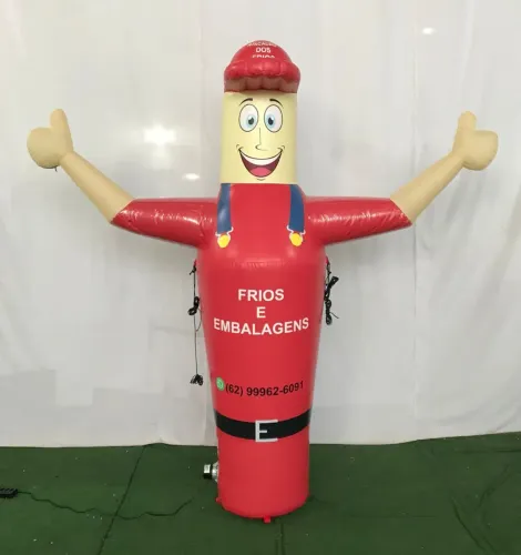 Boneco interativo inflável