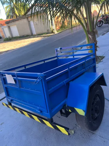 VENDE-SE CARROCINHA