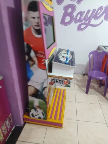 Vendo fliperama 1600 jogos quero 2.000 *