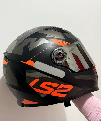 VENDO CAPACETE LS2