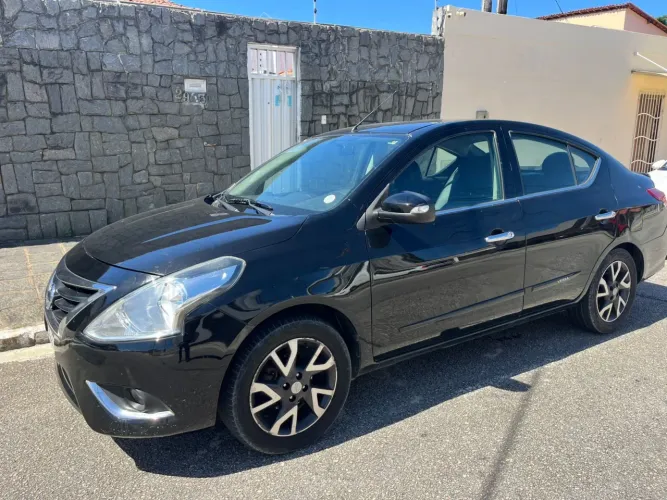 Nissan Versa Unique 1.6 16V Flexstart 4P Aut. 2017