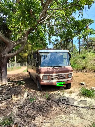 Motohome microônibus MB 608
