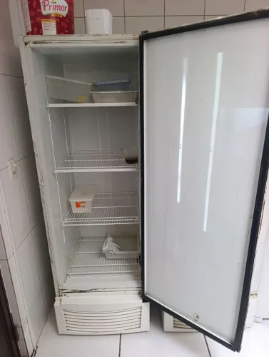 Freezer cervejeira fricon