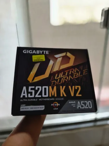 Placa Mãe A520M K V2 AMD AM4 MATX DDR4 Gigabyte Cor Preto