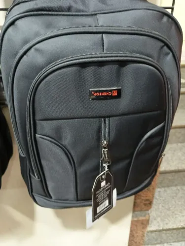 Mochila importada da marca Chenson