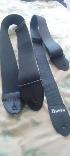 Correia para instrumento musical 