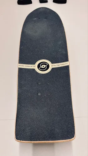 Skate Smoothstar Toledo 77 - Simulador de Surf + Kit Proteção NiGGLi