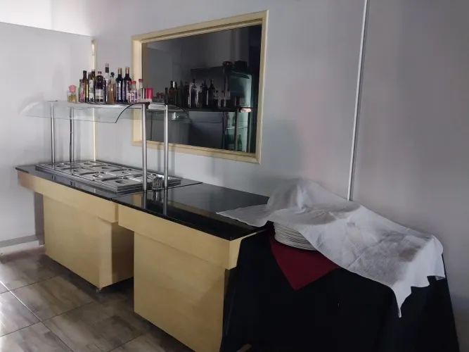 Vendo Restaurante completo