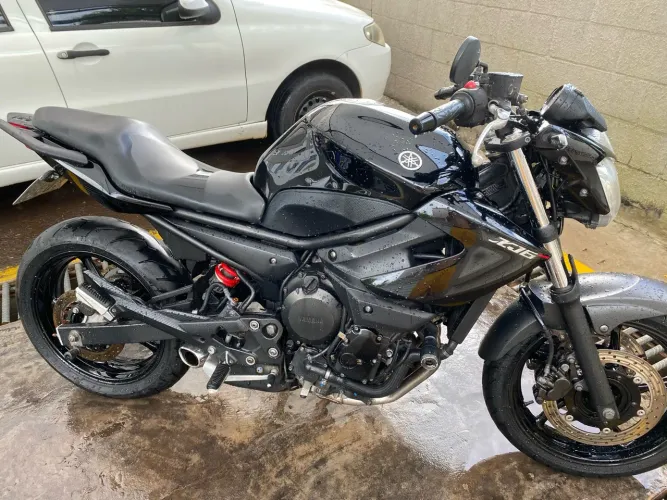 Xj6 N 2013 / Cruze 2012