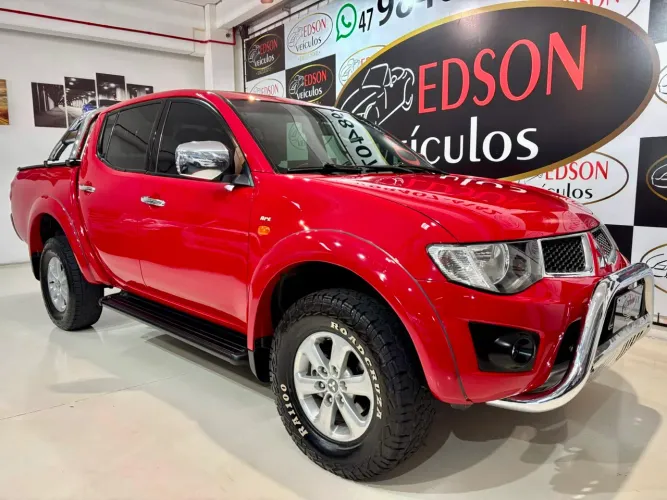 Mitsubishi L200 Triton HPE 3.2 CD TB Int.diesel AUT 2012