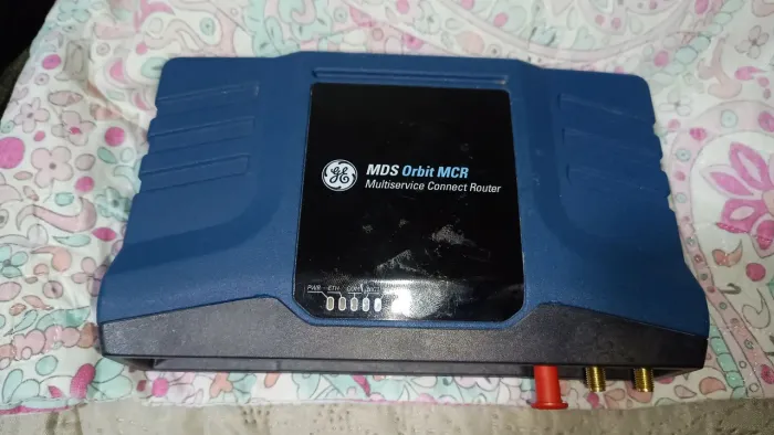 Roteador GE MDS Órbita MCR multi serviço Configuração: MXCX4GANNNNNNS3BGDUMD