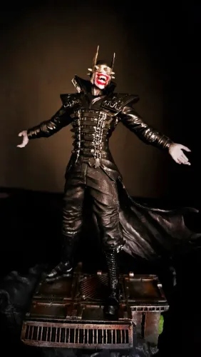 Action figures Mulher Gato e Batman