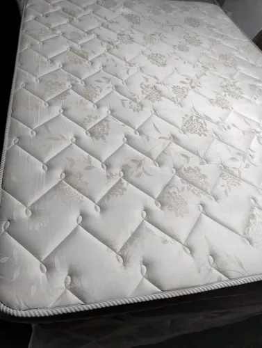 Cama mais colchão casal molas base nova ( entrego dependendo da distância)