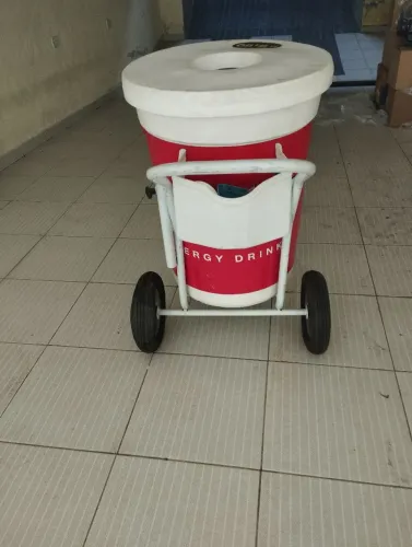Carrinho cooler cilíndrico 
