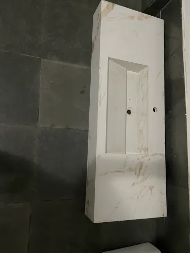 Vendo pia de banheiro nova valor R$ 800. Aceito proposta.