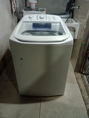 SM vende-se Máquina Electrolux