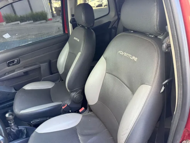 Fiat Strada Adventure1.8/ 1.8 Locker Flex CD 2014