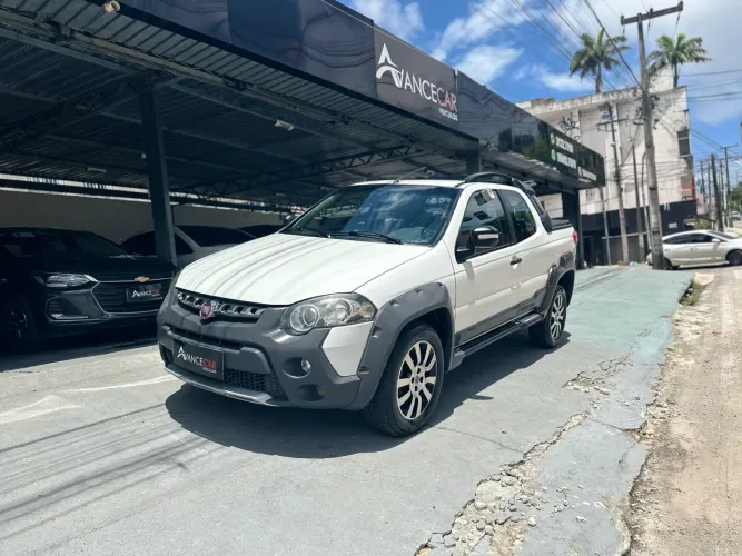 Fiat Strada Adventure1.8/ 1.8 Locker Flex CD 2015