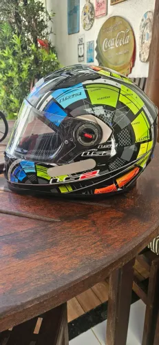 Capacete Ls2 nr 56 . Pouco uso