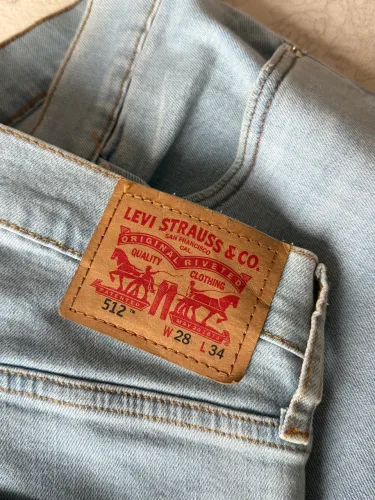Calça LEVIS