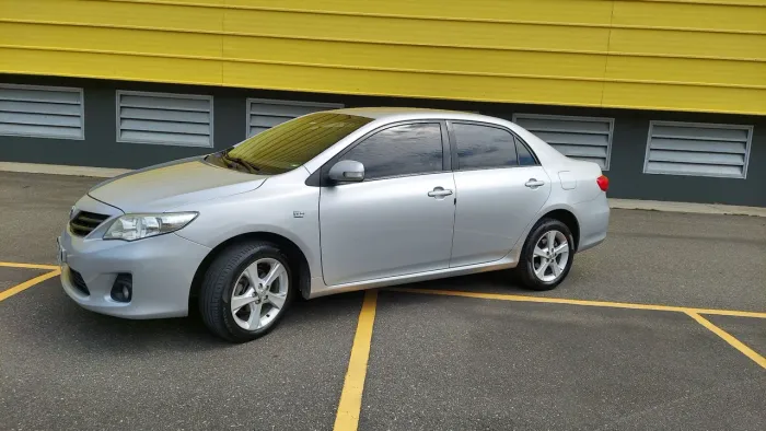 Toyota Corolla XEI 2.0 Flex 16V Aut. 2014