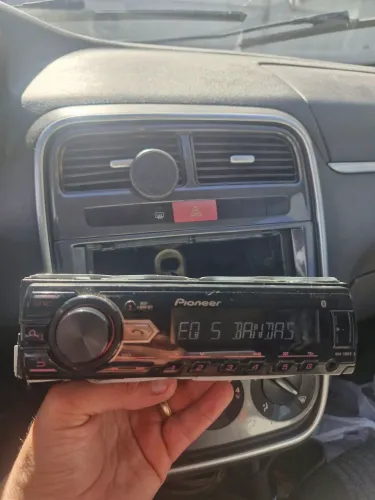 Radio automotivo Bluetooth 