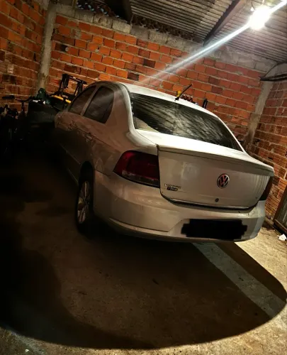 Volkswagen Voyage Comf/highli. 1.6 MI T.flex 8V 4P 2009