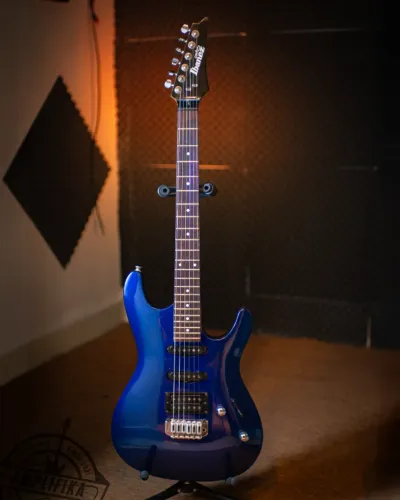 Guitarra Ibanez GSA60 Superstrato