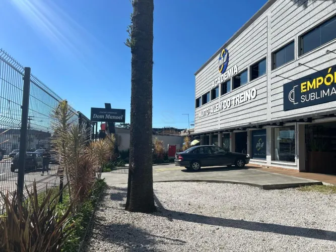 Conjunto Comercial / Loja/ Sala / Salão em Boqueirão - Curitiba