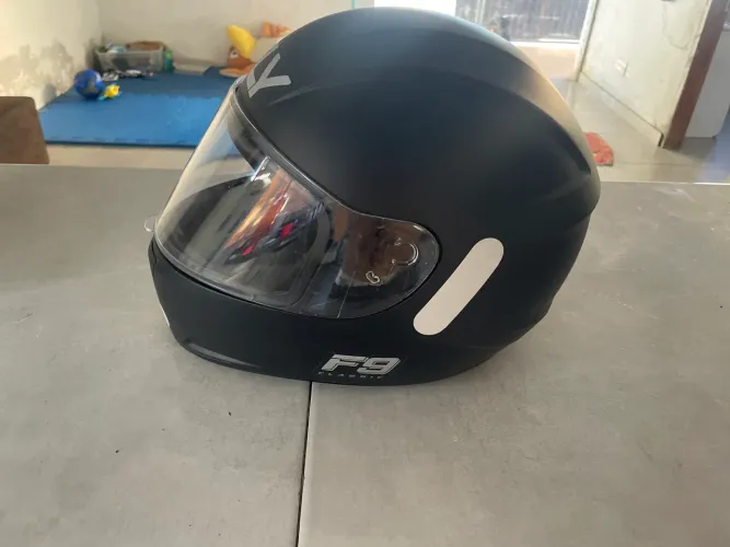 Capacete novo