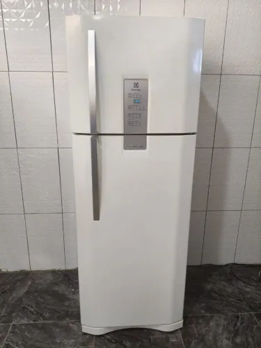 Geladeira ELECTROLUX Frost Free DFN52 459 LITROS 127V