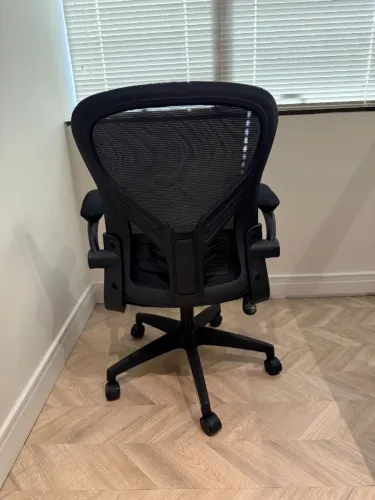 Cadeira executiva estilho Herman Miller (valor por unidade, tenho 06 no total)
