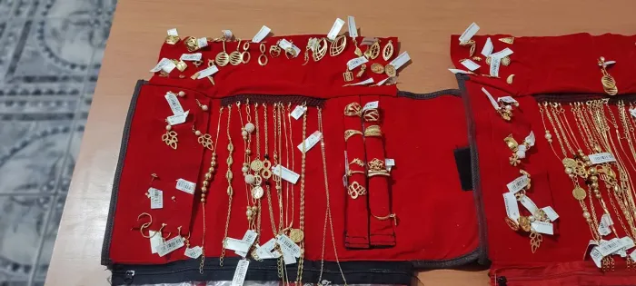 Lote de Semi Joias Banhadas a Ouro | Anéis, Pulseiras, Colares e Brincos | Alta Qualidade