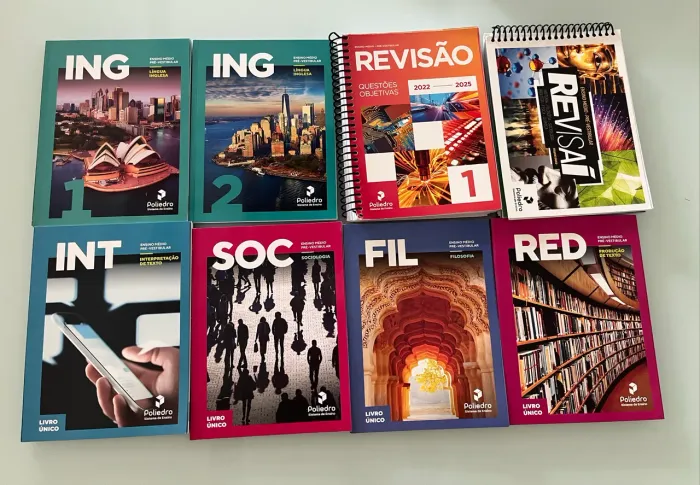 Livros POLIEDRO coleção pré-vestibular 2025