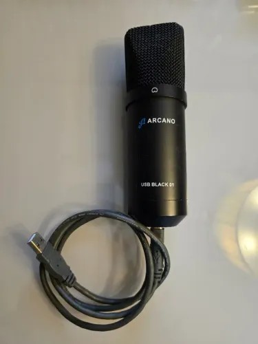 Microfone Condensador USB Arcano AM-BLACK-1