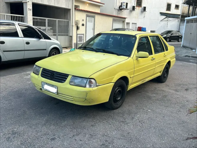Volkswagen Santana 1.8 MI (álcool) 2003